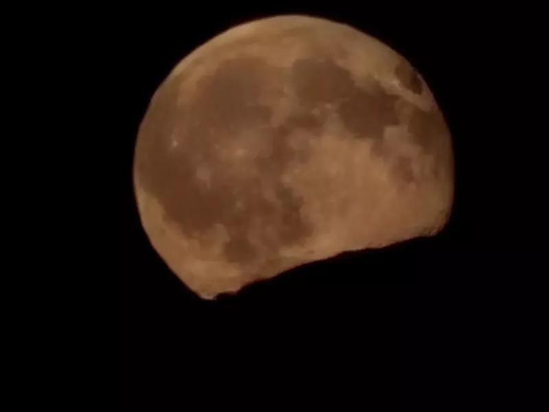 lune2026-09-27_at_19.45.13.webp